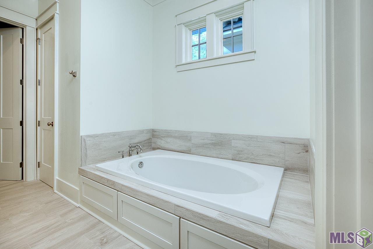 3159 Pointe-Marie Drive Baton Rouge, LA 70820 - Photo 13 of 30 Gallery Image 13