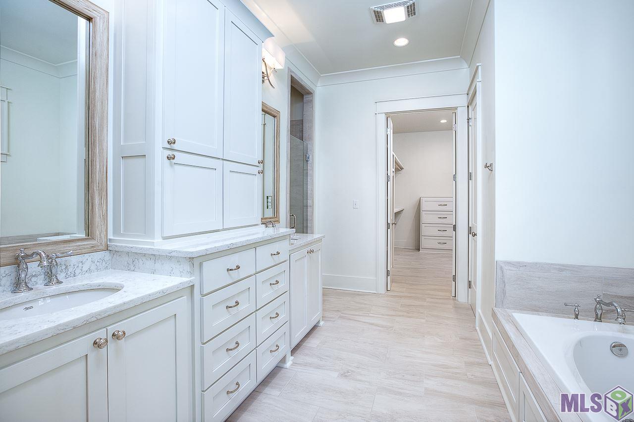 3159 Pointe-Marie Drive Baton Rouge, LA 70820 - Photo 18 of 30 Gallery Image 18