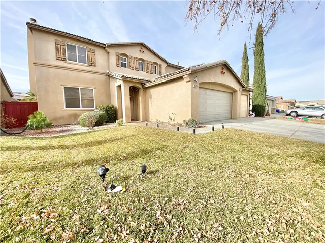 a view of a house with a outdoor space