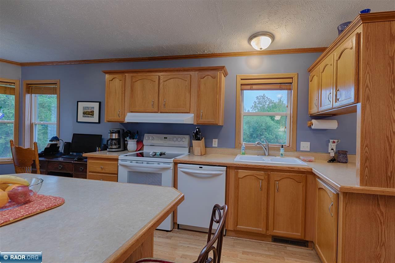 2020 Hazel Avenue Virginia, MN 55792 - Photo 10 of 30