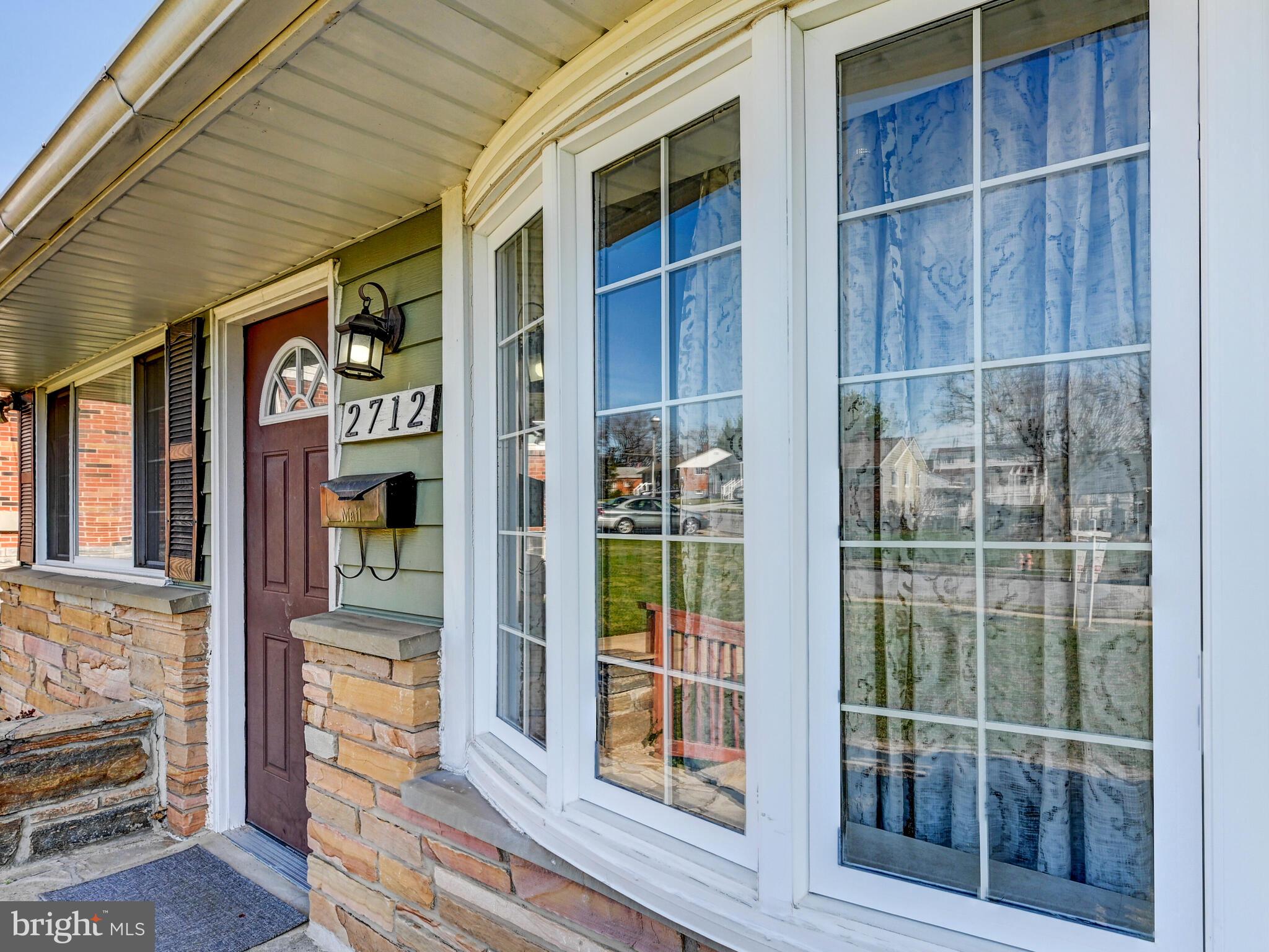 2712 Burridge Road Baltimore, MD 21234 - Photo 5 of 32 a view of a entrance of the building