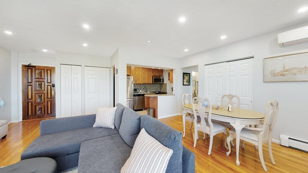 16 Addington Road, Unit 52 Brookline, MA 02445 - Photo 5 of 22