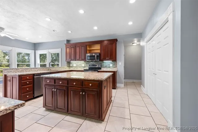 $652,000 | 8215 Rivermist Lane, Linden, NC 28356