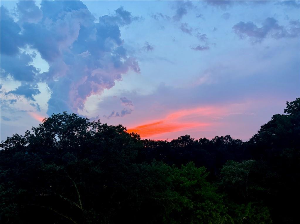 1501 Clairmont Road, Unit 713 Decatur, GA 30033 - Photo 21 of 29 a view of sunset