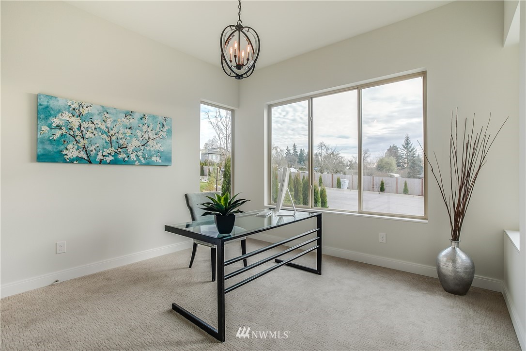 1814 Northeast 13th Street Renton, WA 98056 - Photo 14 of 25 Gallery Image 14