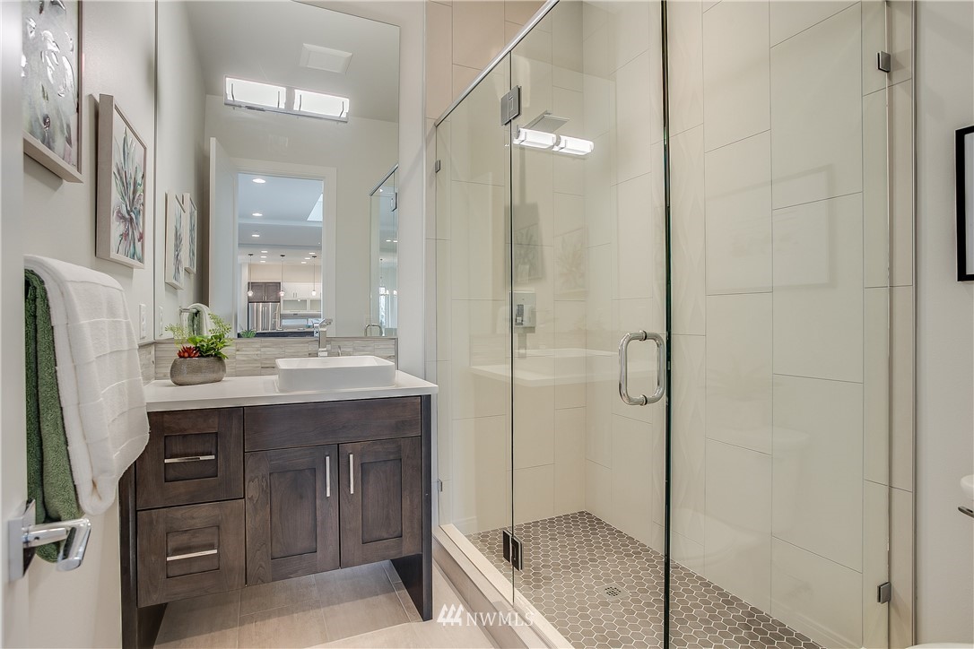 1814 Northeast 13th Street Renton, WA 98056 - Photo 15 of 25 Gallery Image 15