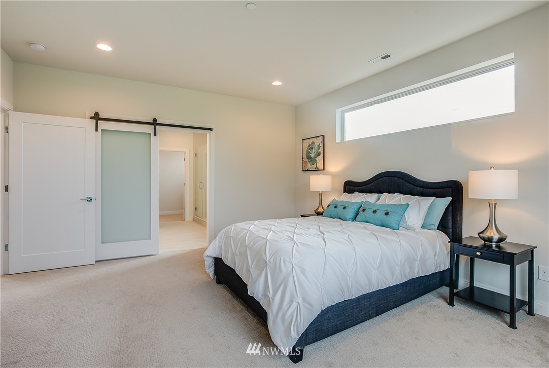 1814 Northeast 13th Street Renton, WA 98056 - Photo 17 of 25 Gallery Image 17