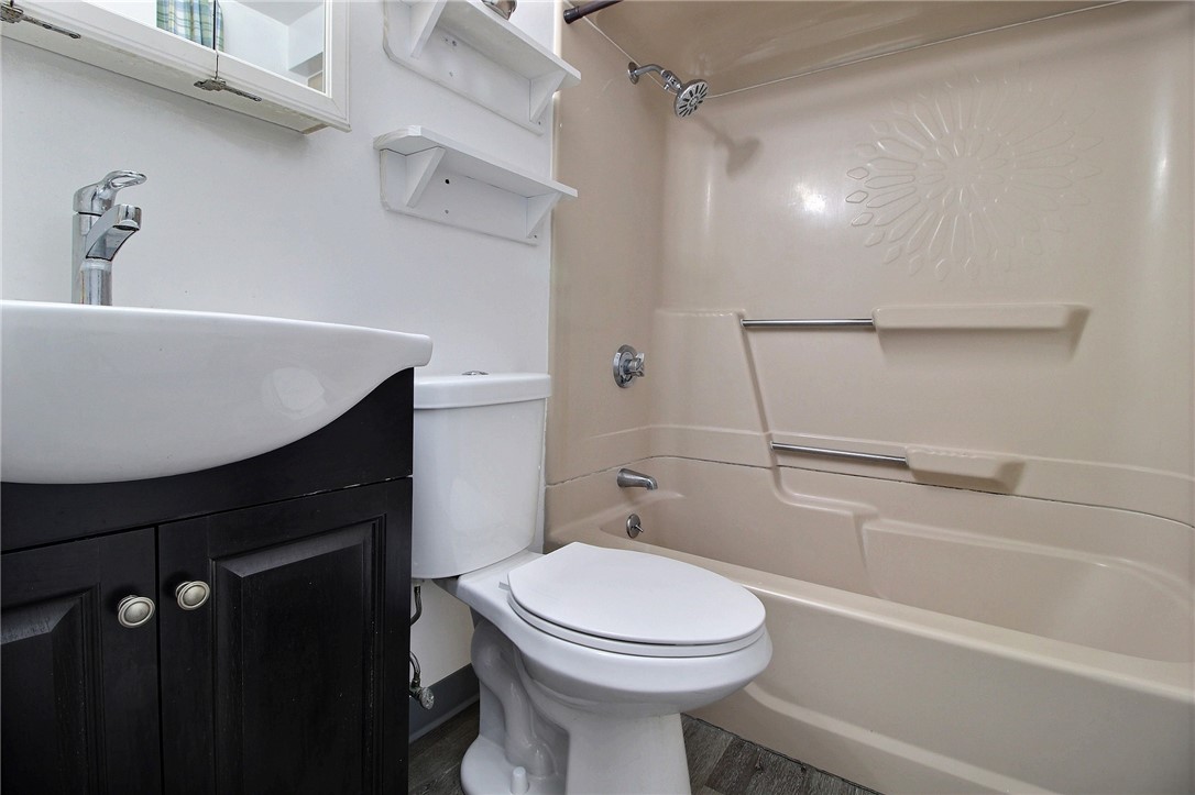 38 Oak Street Westerly, RI 02891 - Photo 18 of 33 Gallery Image 18