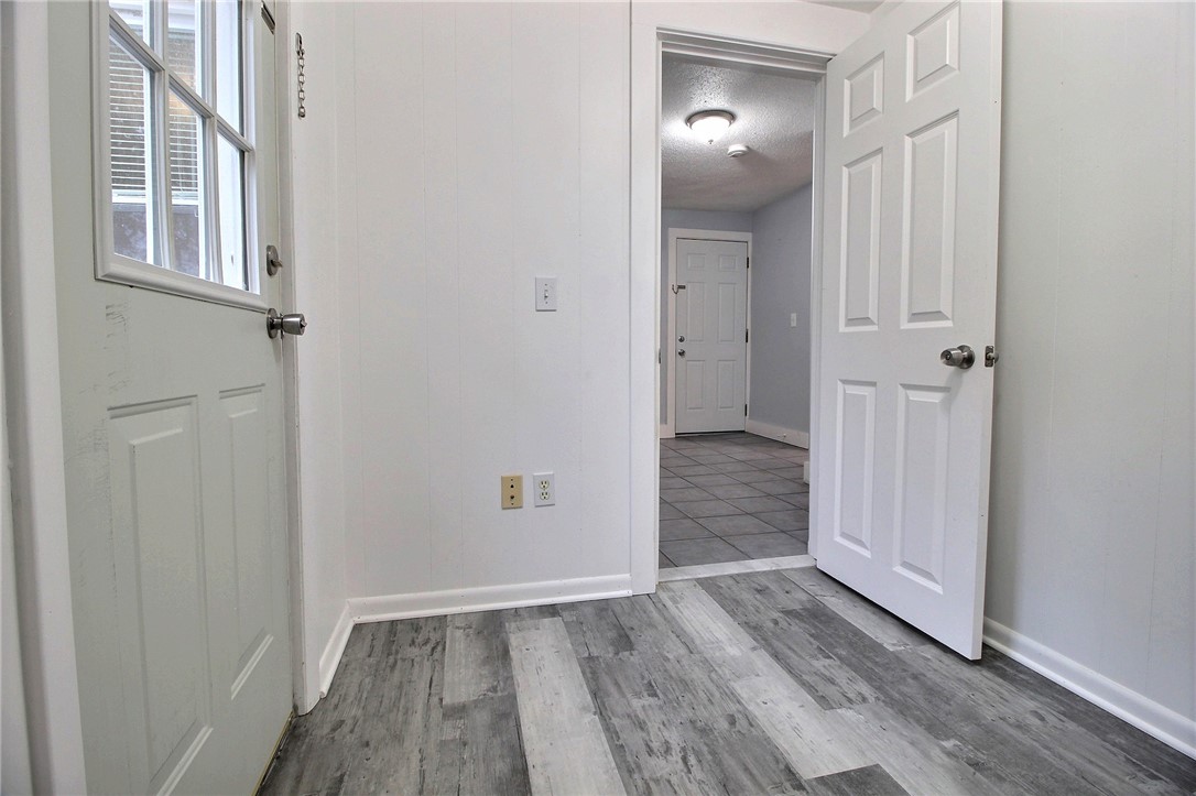 38 Oak Street Westerly, RI 02891 - Photo 20 of 33 Gallery Image 20