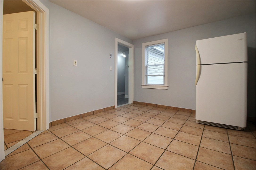 38 Oak Street Westerly, RI 02891 - Photo 23 of 33 Gallery Image 23