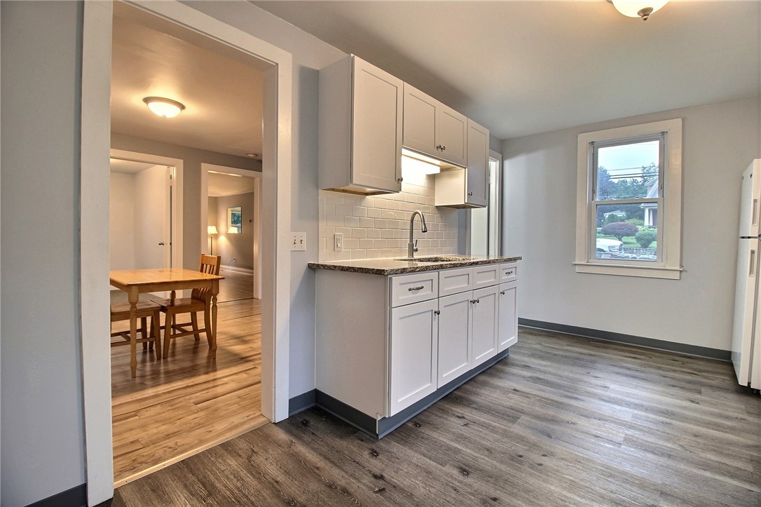 38 Oak Street Westerly, RI 02891 - Photo 7 of 33 Gallery Image 7