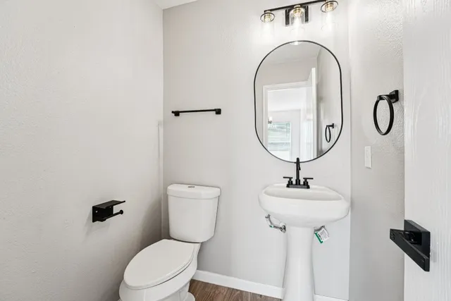 $2,200 | 429 Atlantis, Kyle, TX 78640