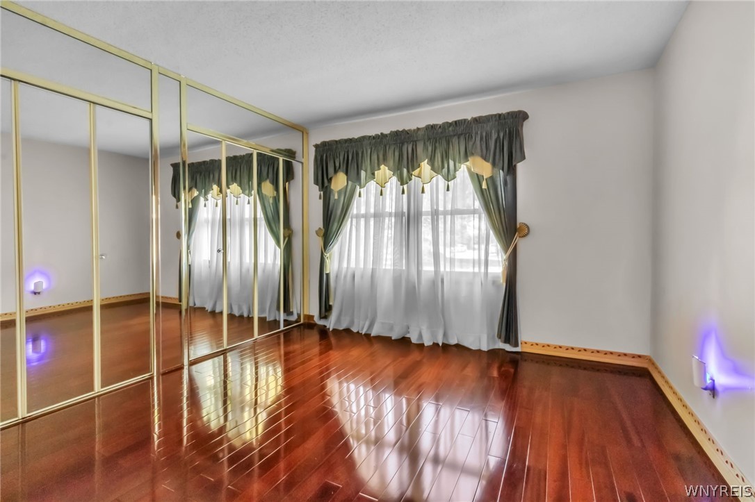 229 Robin Road Amherst, NY 14228 - Photo 14 of 42