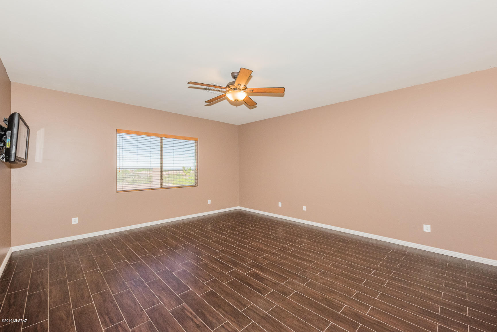 516 South Blue River Loop Vail, AZ 85641 - Photo 14 of 49