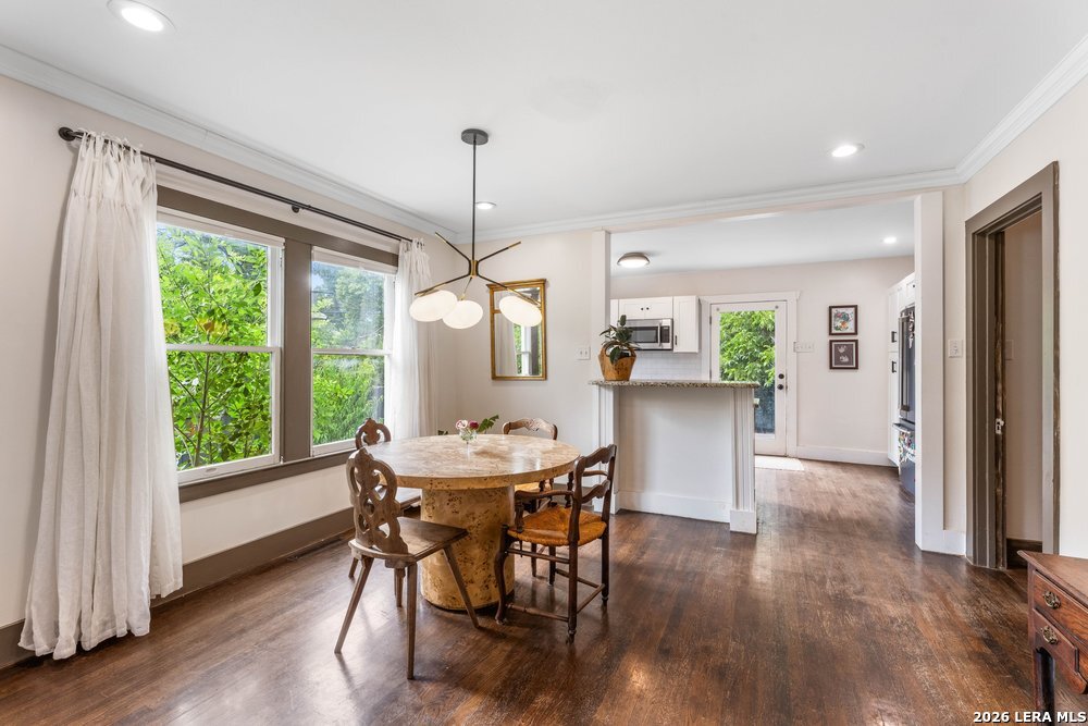 101 Charles Road Terrell Hills, TX 78209 - Photo 11 of 49 Gallery Image 11