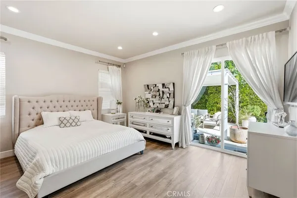 $6,500 | 6450 Teesdale Avenue, North Hollywood, CA 91606