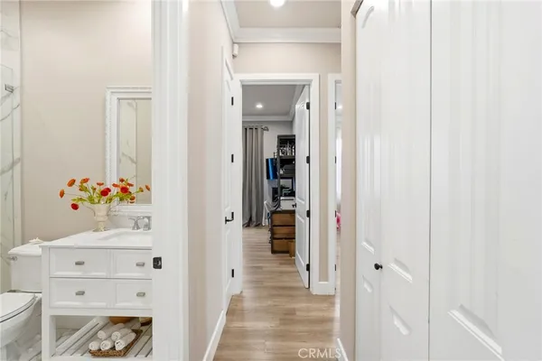 $6,500 | 6450 Teesdale Avenue, North Hollywood, CA 91606