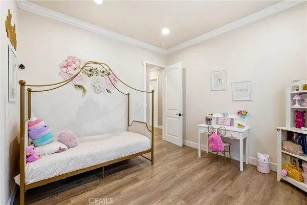 $6,500 | 6450 Teesdale Avenue, North Hollywood, CA 91606