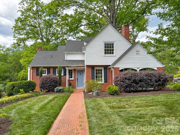 $575,000 | 431 9th Street Northwest, Hickory, NC 28601