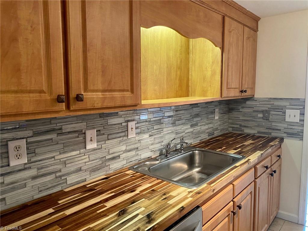 2962 St Marks Road Southwest, Unit A Winston-Salem, NC 27103 - Photo 3 of 20 Gallery Image 3