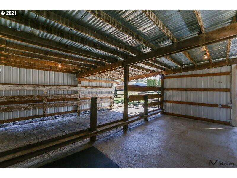 36167 Richardson Gap Road Scio, OR 97374 - Photo 19 of 29 20