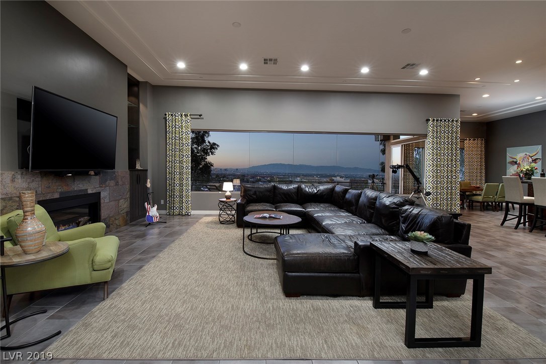 2276 Sunrise Ridge Court Henderson, NV 89052 - Photo 15 of 48 Gallery Image 15
