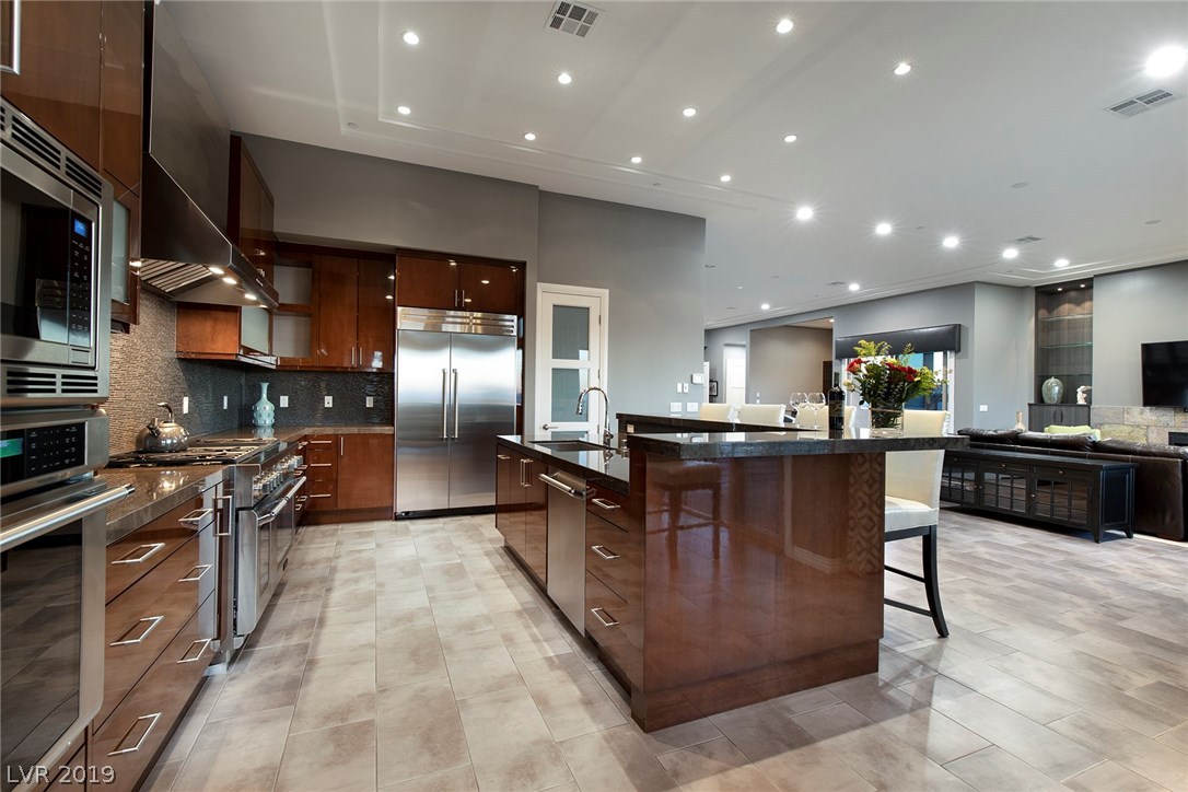 2276 Sunrise Ridge Court Henderson, NV 89052 - Photo 19 of 48 Gallery Image 19