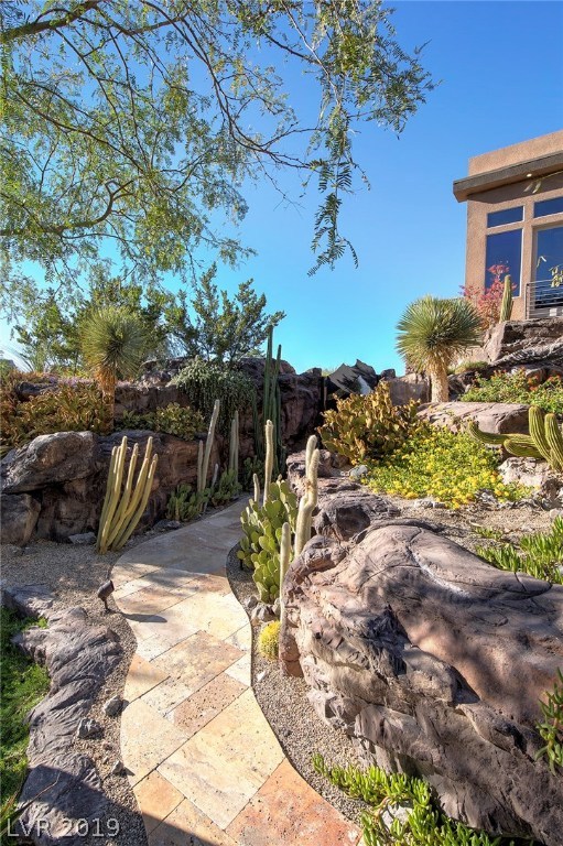 2276 Sunrise Ridge Court Henderson, NV 89052 - Photo 7 of 48 Gallery Image 7