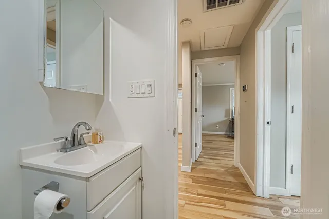 $550,000 | 3533 Southeast 5th Street, Renton, WA 98058