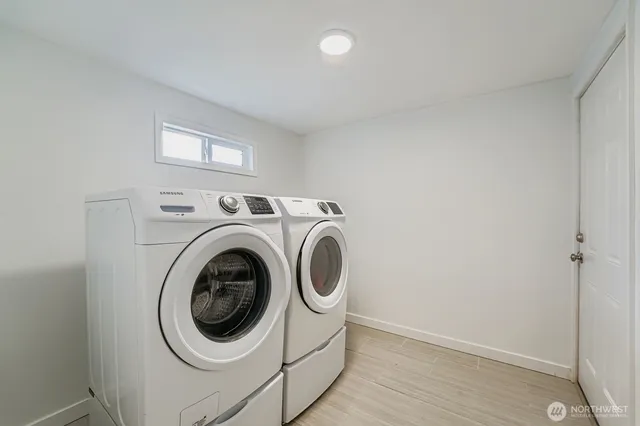 $550,000 | 3533 Southeast 5th Street, Renton, WA 98058