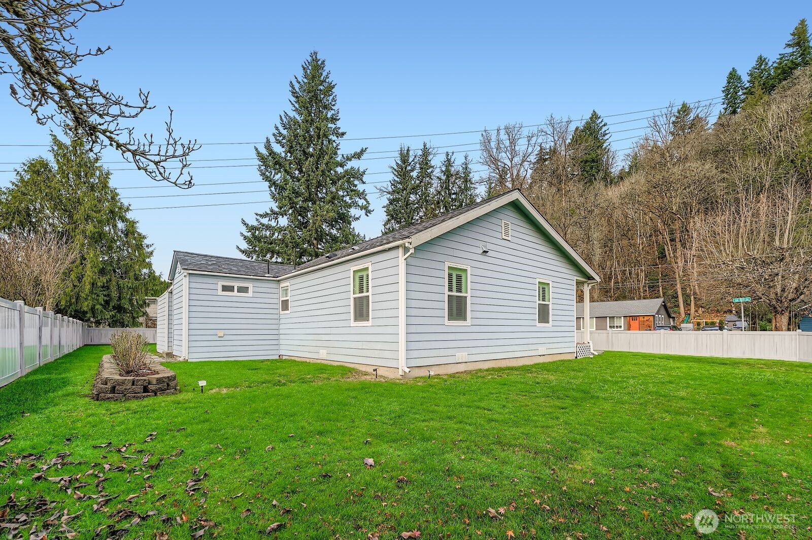 3533 Southeast 5th Street Renton, WA 98058 - Photo 23 of 25 a backyard that has a large tree