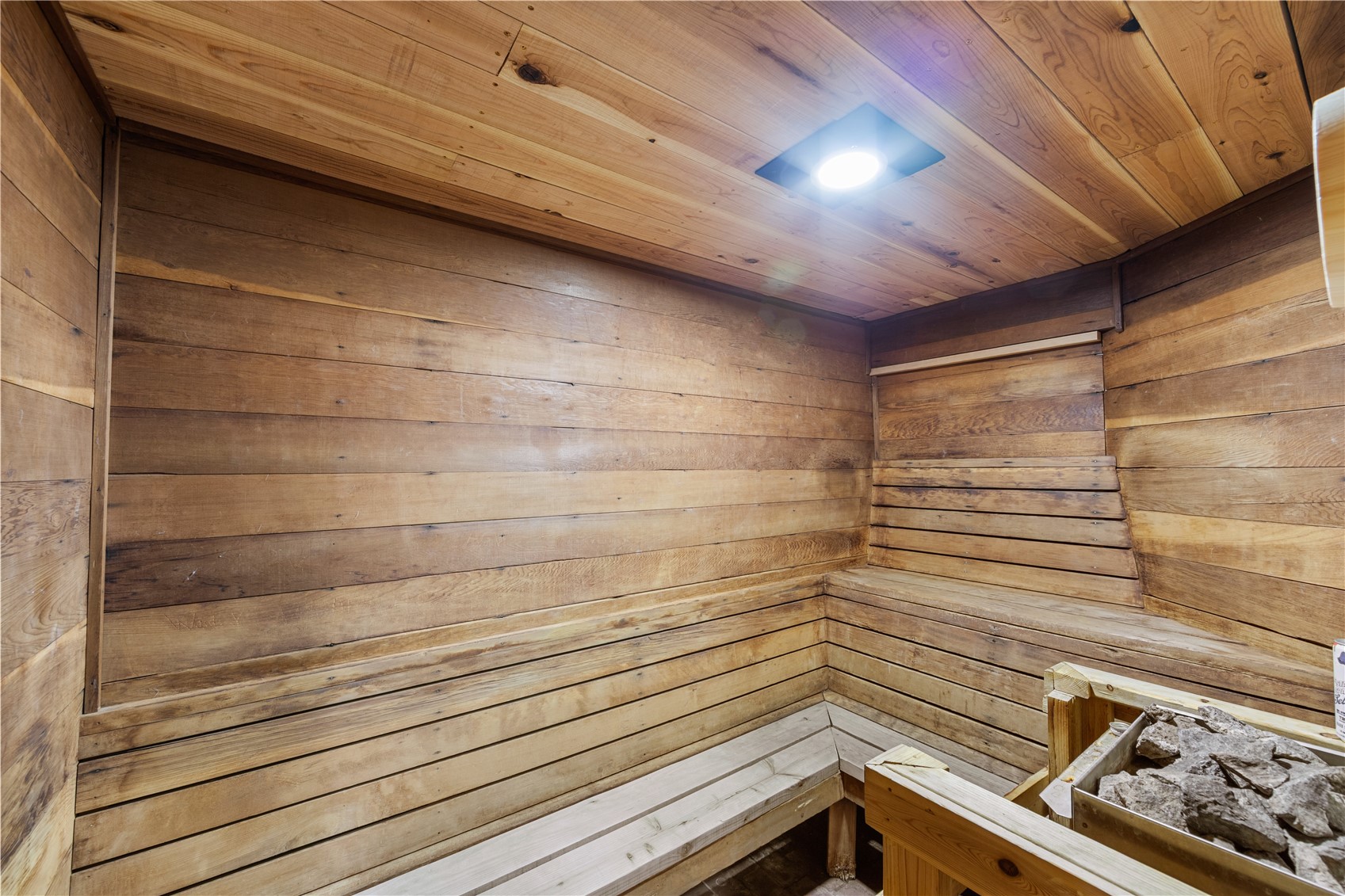 9490 Ryan Gulch Road, Unit 94202 Silverthorne, CO 80498 - Photo 41 of 50 a view of a small space