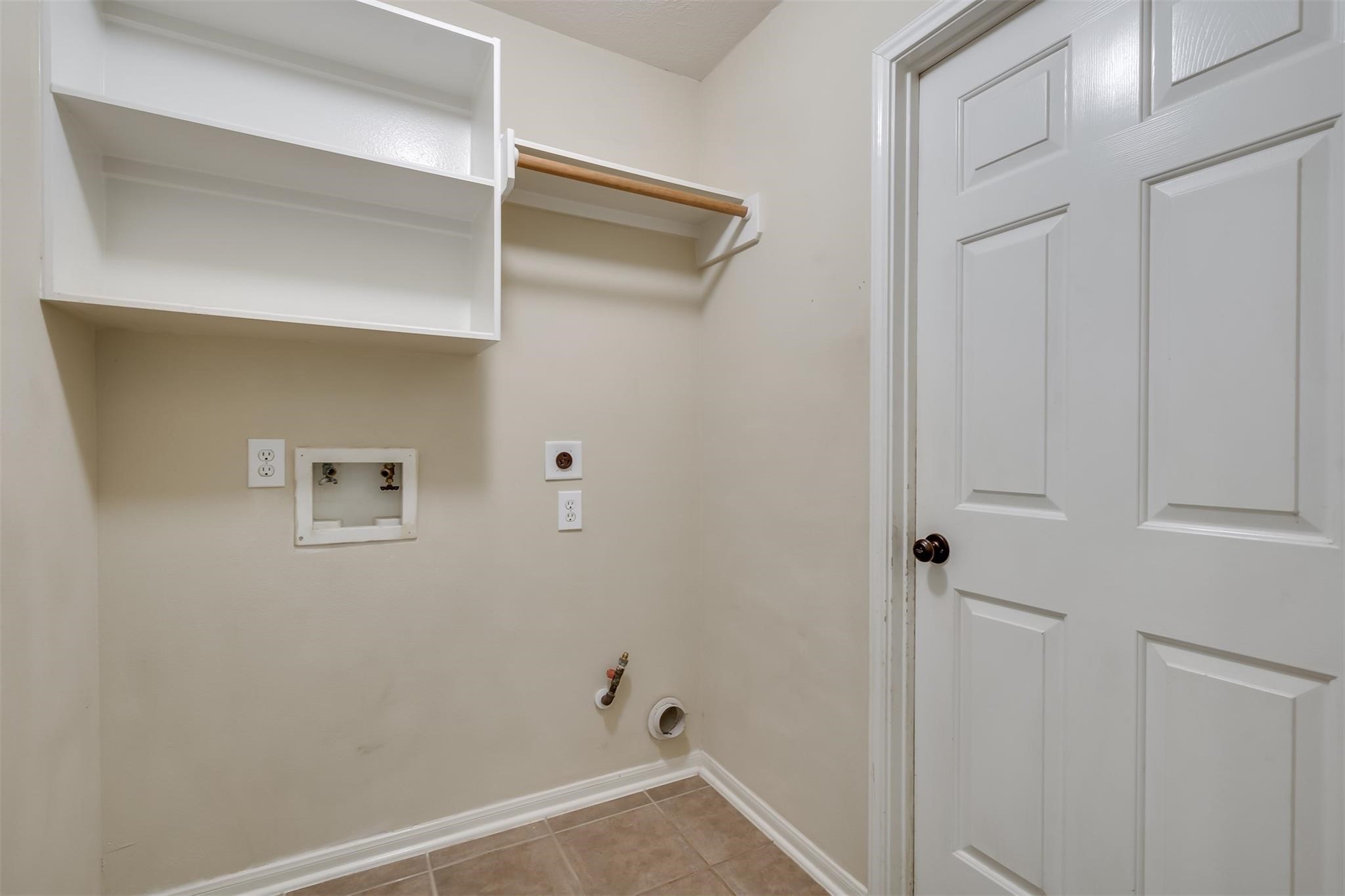 3419 La Fleur Lane Spring, TX 77388 - Photo 22 of 26 a view of closet