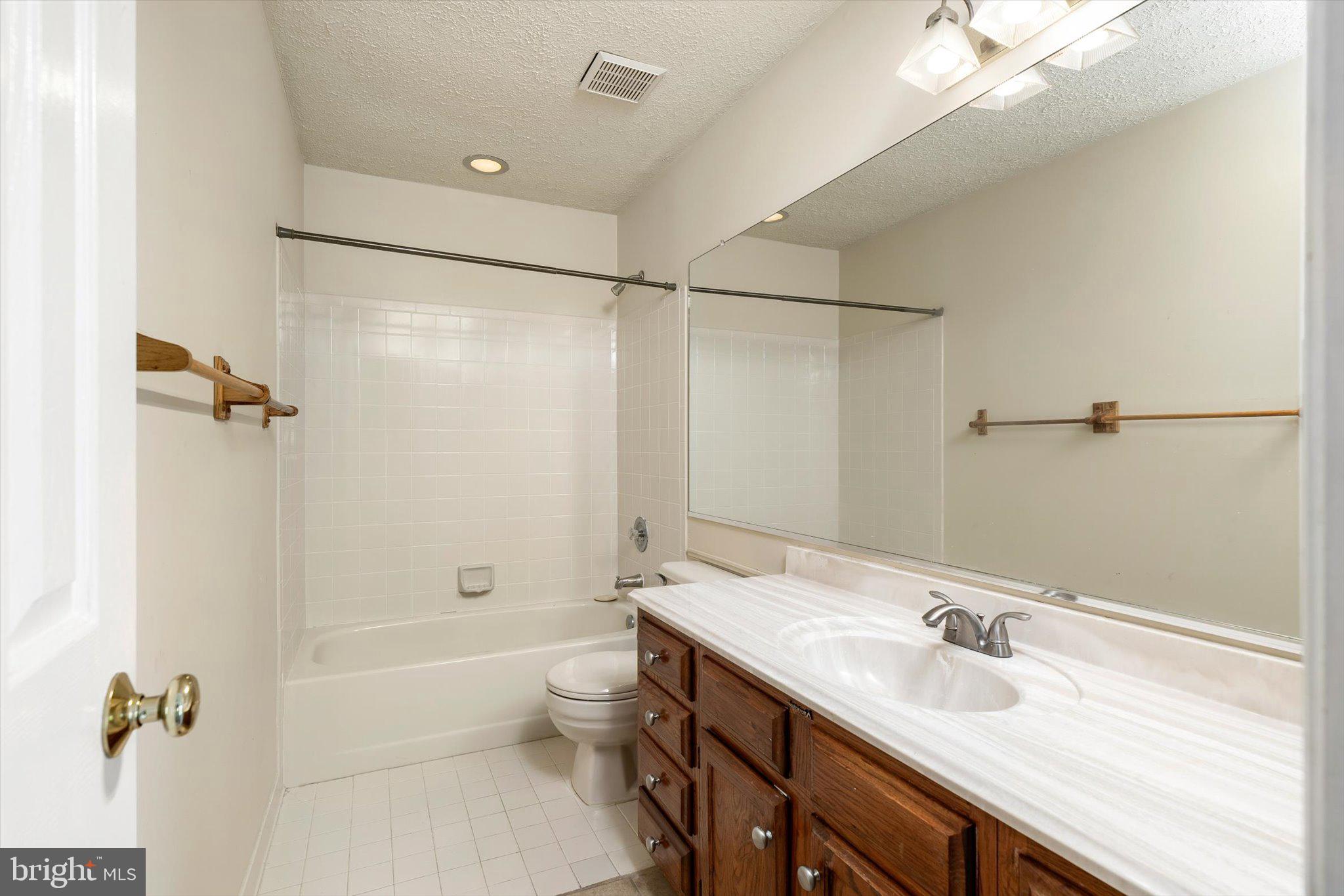 38 Castleton Road Princeton, NJ 08540 - Photo 21 of 28 Hall Bath