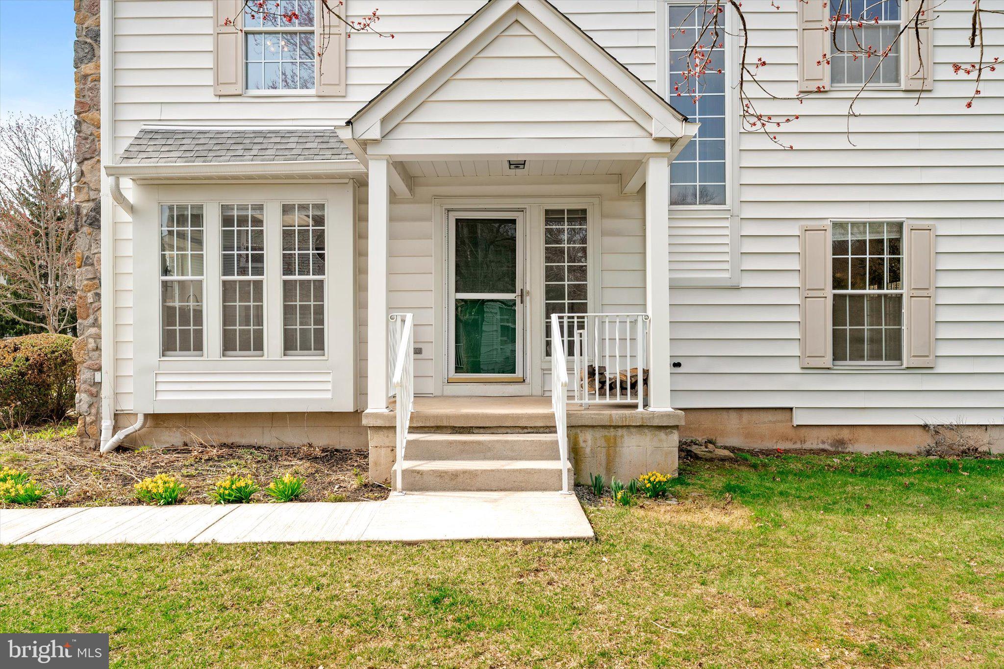 38 Castleton Road Princeton, NJ 08540 - Photo 3 of 28