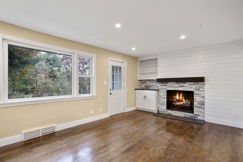 31 Gardner Road Easton, MA 02356 - Photo 11 of 26 Gallery Image 11