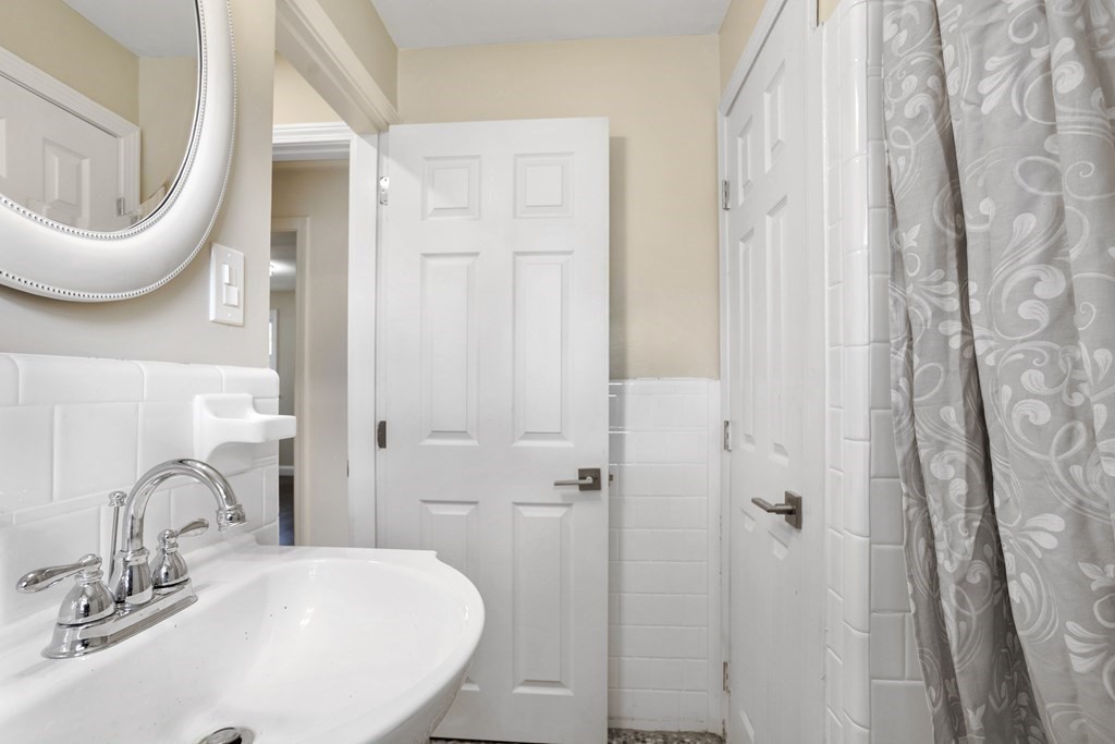 31 Gardner Road Easton, MA 02356 - Photo 20 of 26 Gallery Image 20