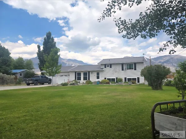 $575,000 | 111 Hickok, Mackay, ID 83251