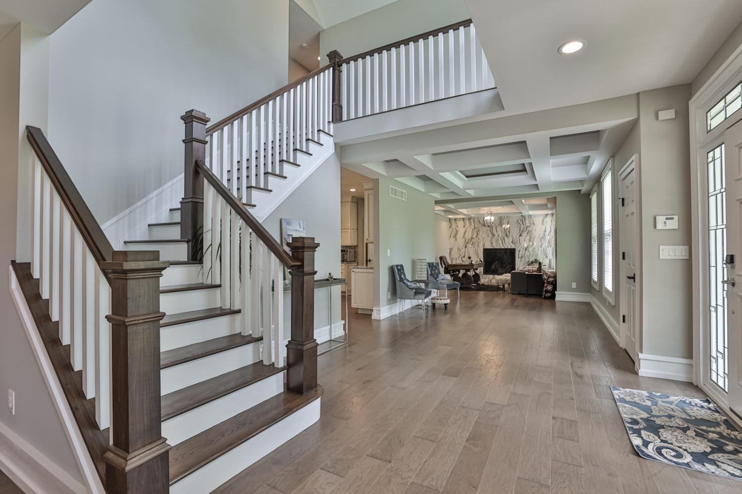 5725 Miami Road Cincinnati, OH 45243 - Photo 4 of 50