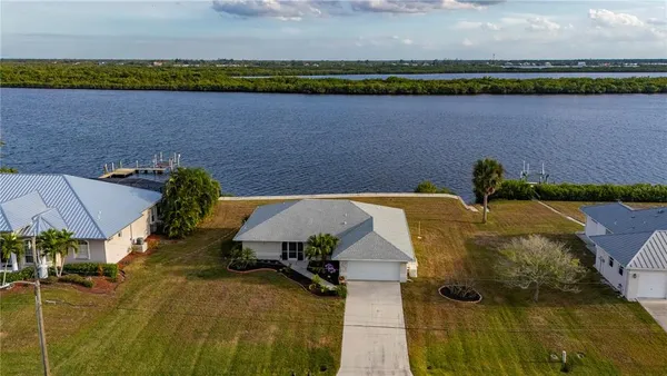 $649,000 | 3672 Peace River Drive, Punta Gorda, FL 33983