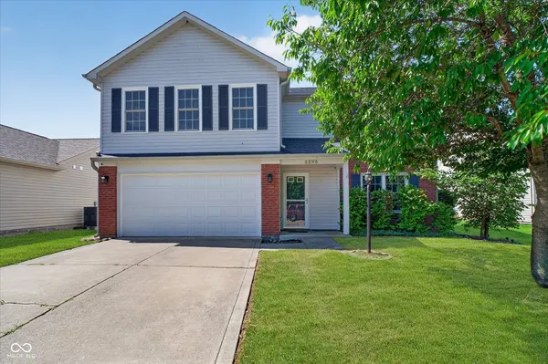 $285,000 | 2295 Lakecrest Drive, Columbus, IN 47201
