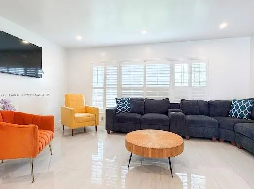 $599,900 | 6466 Northwest 20th Street, Margate, FL 33063