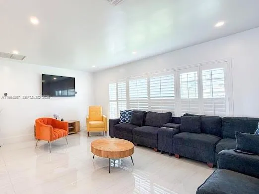 $599,900 | 6466 Northwest 20th Street, Margate, FL 33063