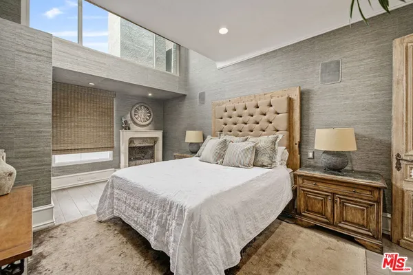$1,675,000 | 2408 34th Street, Unit 4, Santa Monica, CA 90405