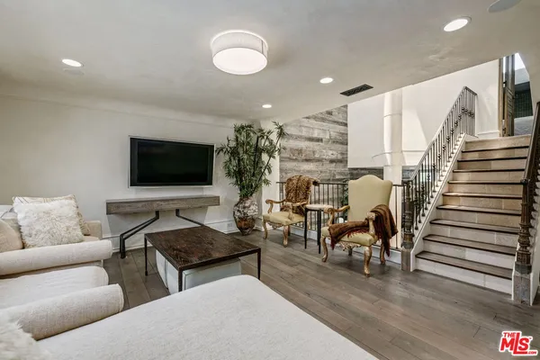 $1,675,000 | 2408 34th Street, Unit 4, Santa Monica, CA 90405