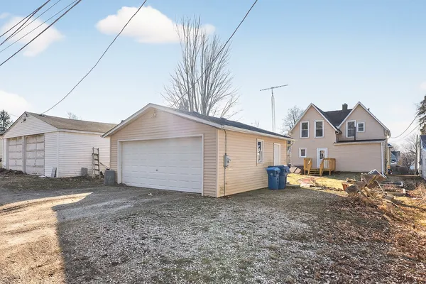 $239,900 | 714 Ellwood Avenue, DeKalb, IL 60115