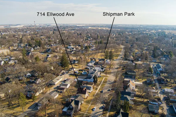$239,900 | 714 Ellwood Avenue, DeKalb, IL 60115