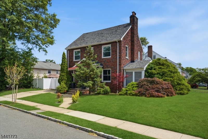 459 Twin Oaks Road Union, NJ 07083 - Photo 36 of 46