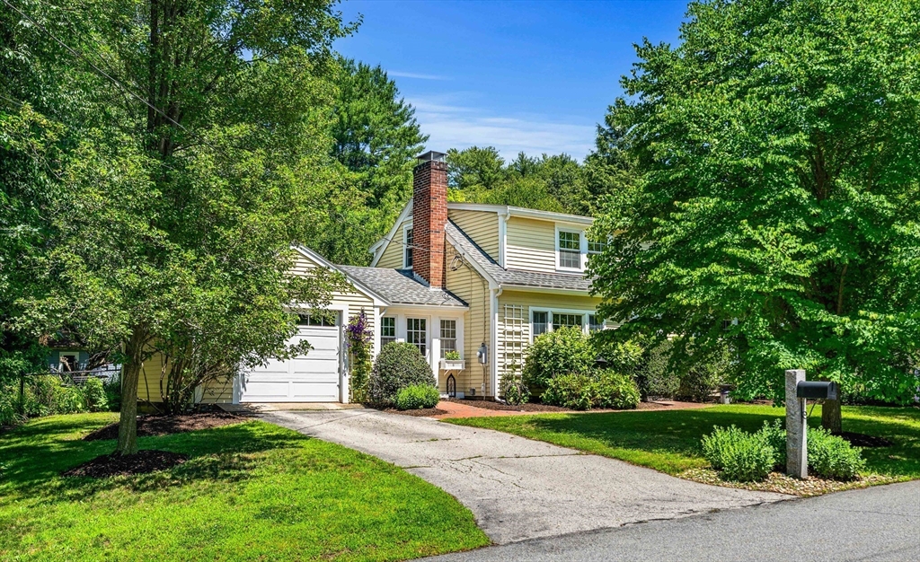 84 Pleasant Street Wenham, MA 01984 - Photo 2 of 38