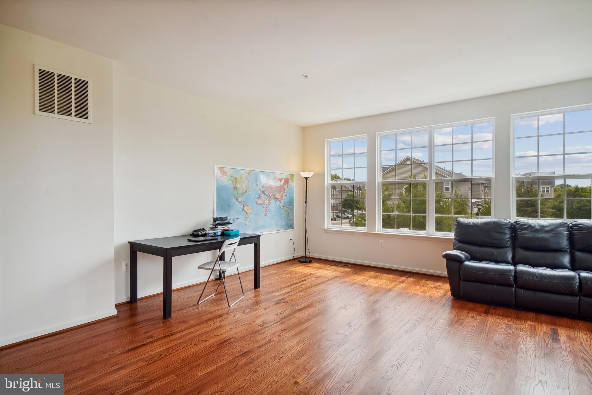 5044 Wesley Square Frederick, MD 21703 - Photo 14 of 46 Beautiful Hardwood Floors